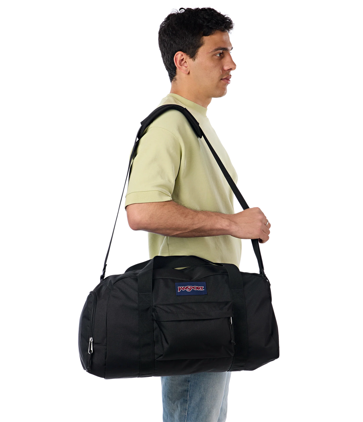 weekender-medium-duffel-p1 JS0A85VF008-MODEL.webp