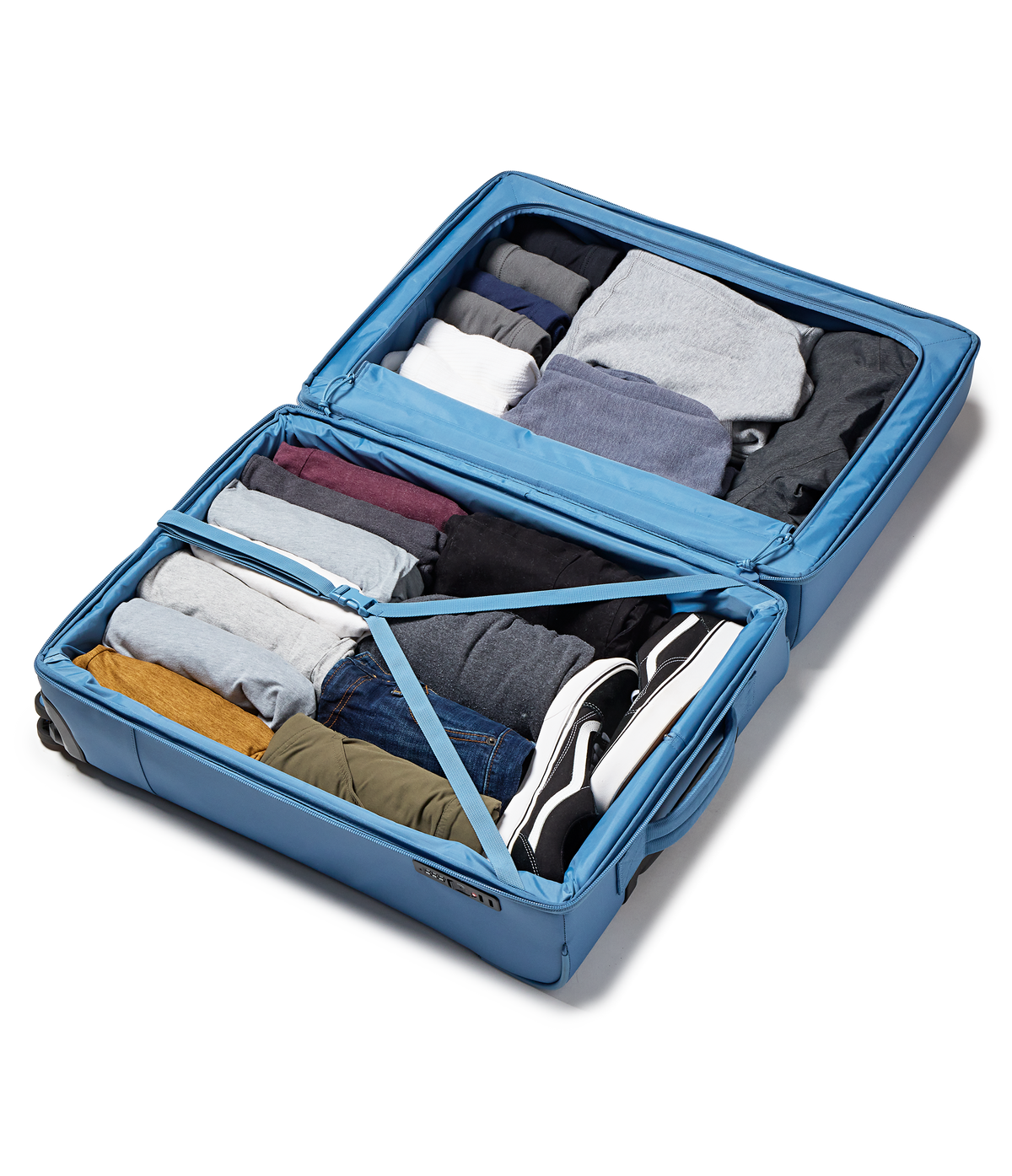 26-checked-luggage-toiletry-bag-elemental-blue-set-w1 JS0A8E8CEW5-DET3.png